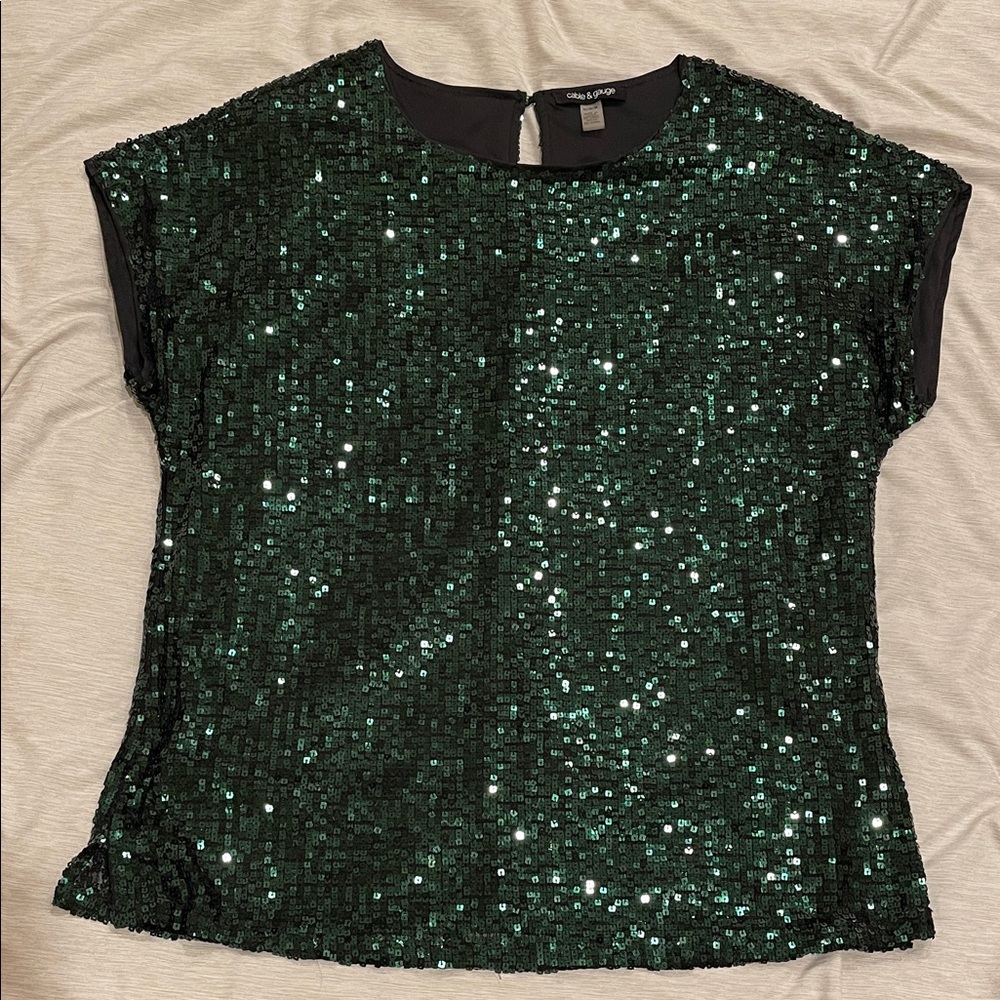 Cable & Gauge Emerald Green Sequin Short Sleeve Tee